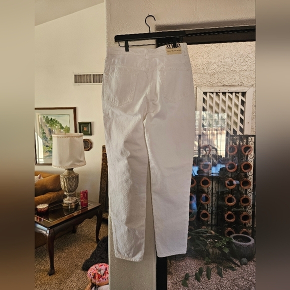 Snacks by Mother Twizzy Skimp High Rise Jeans in Sticky Rice Wash Size 32 - Picture 2 of 5
